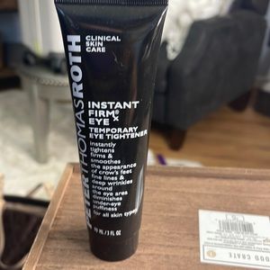 Peter Thomas Roth Instant Firm Temporary Eye Tightener